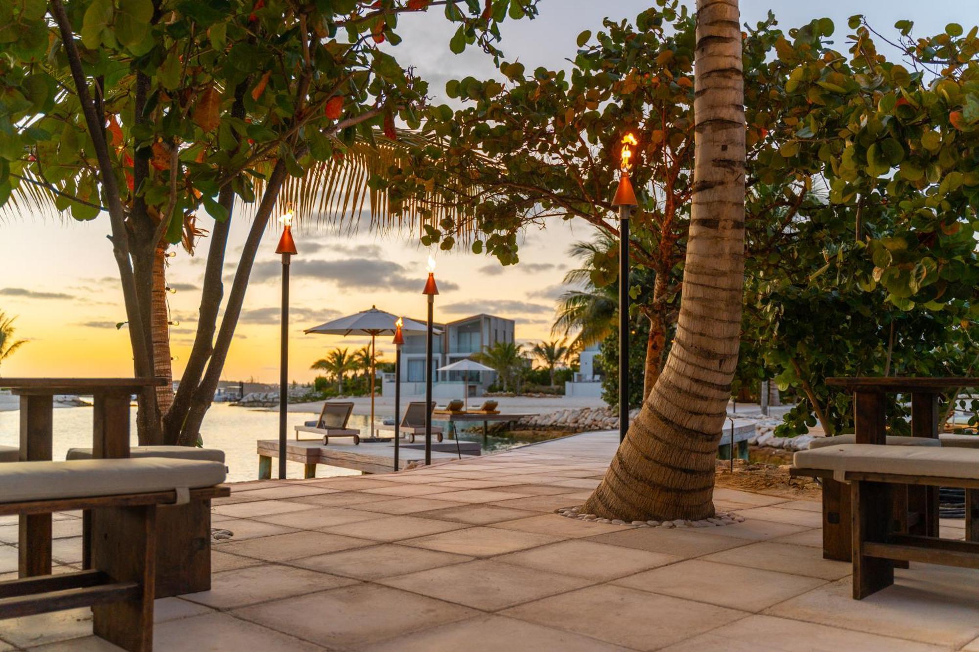 Готель South Bank Long Bay Екстер'єр фото